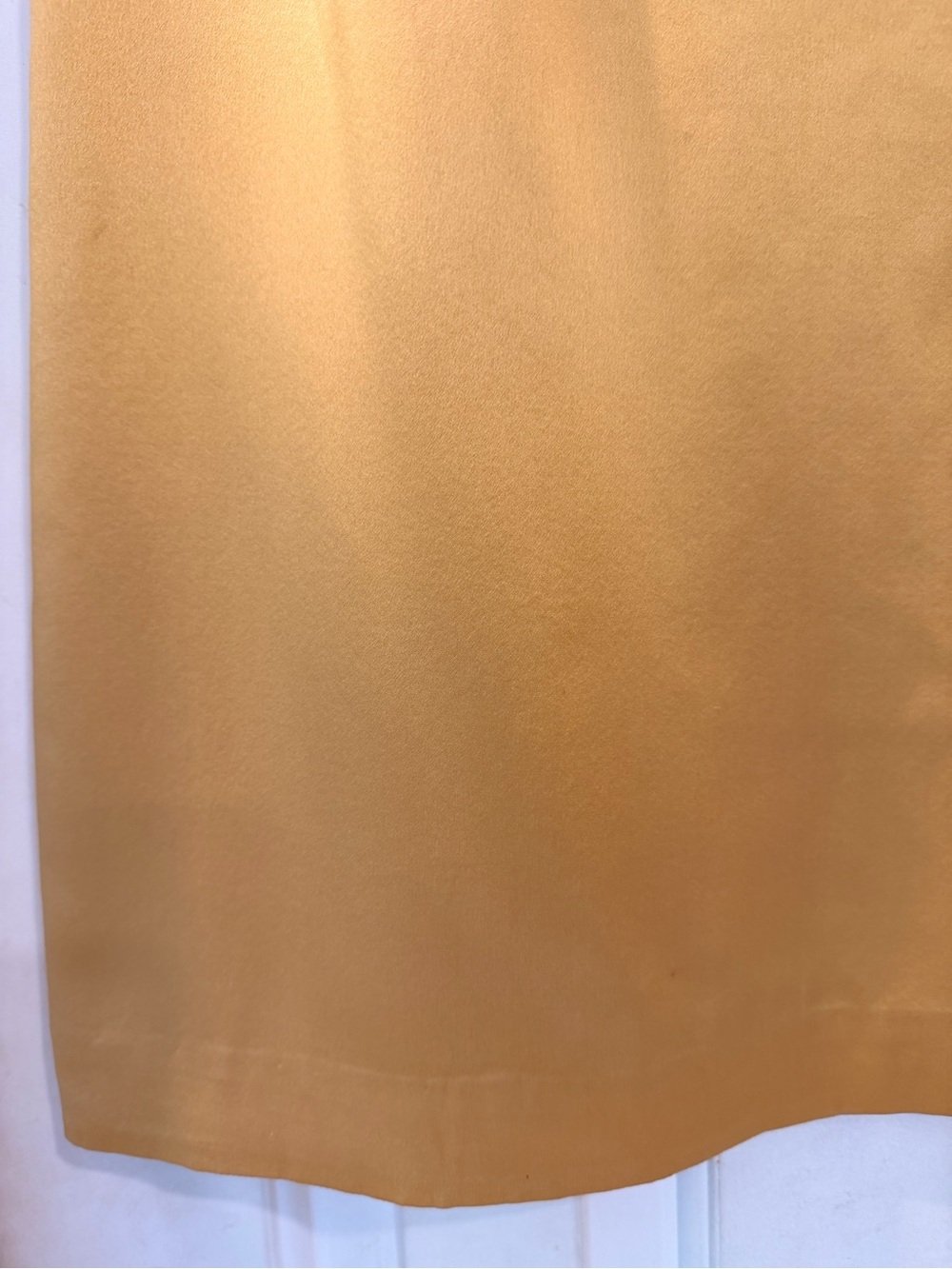 AKA New York Golden Silk Straight Skirt, Fully Lined, Back zip, Elegant! Sz 8 - Picture 4 of 15